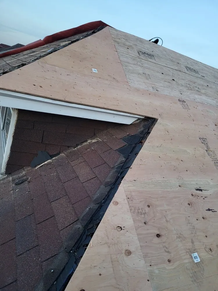 Slide of Eagle Eye Roofing