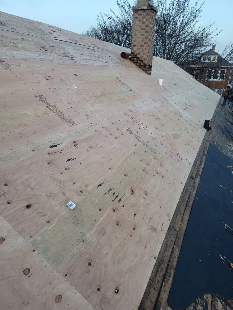 Slide of Eagle Eye Roofing