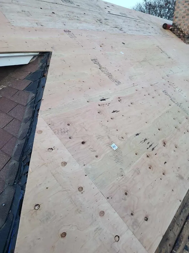 Slide of Eagle Eye Roofing