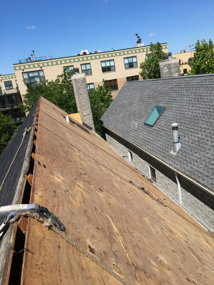 Slide of Eagle Eye Roofing