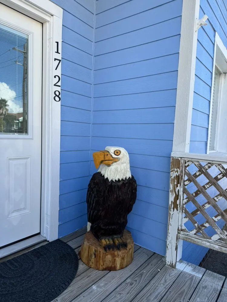 Slide of Eagle Eye Roofing