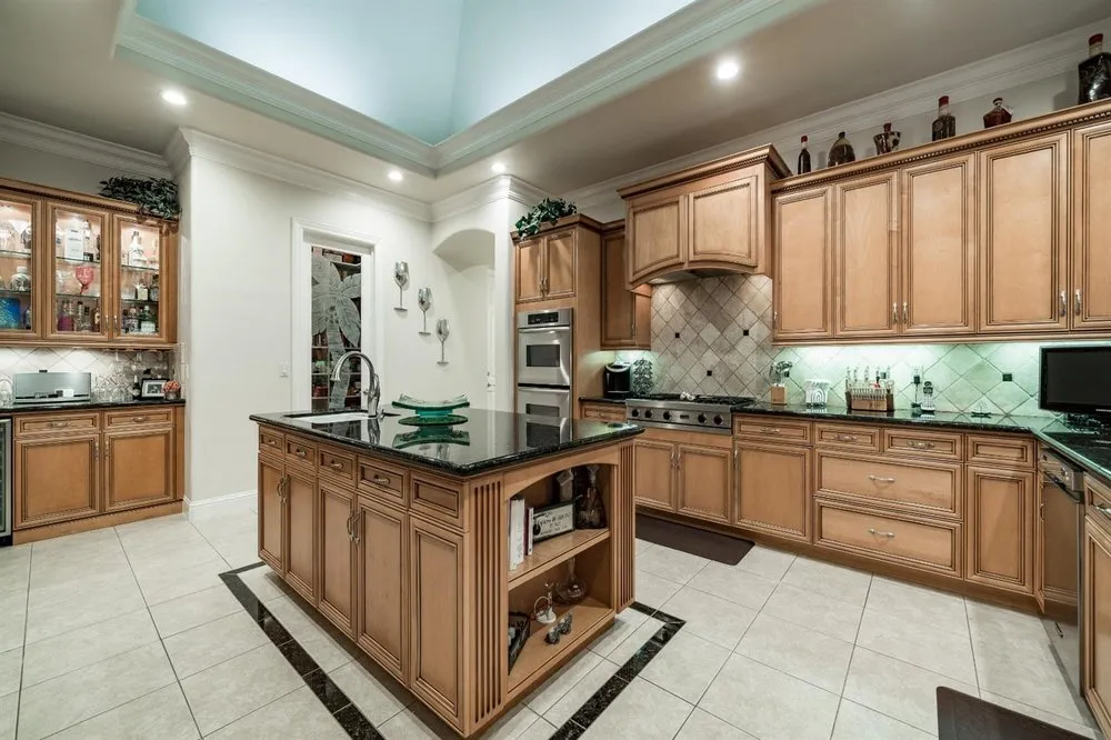 Slide of Eagle Fire & Water Restoration