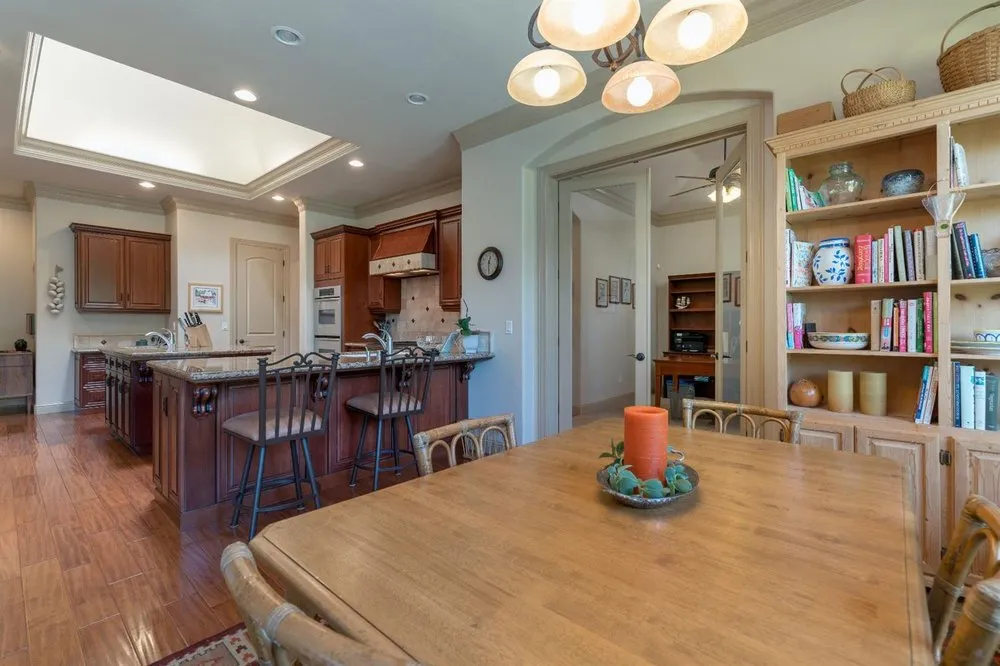 Slide of Eagle Fire & Water Restoration