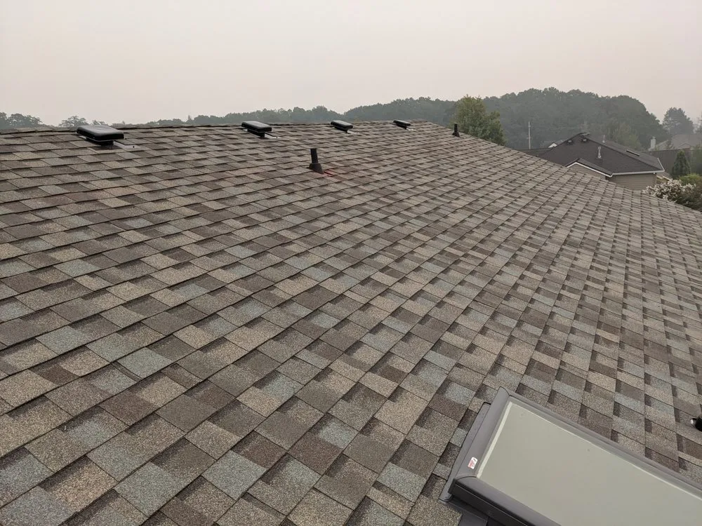 Slide of Eagle Point Roofing