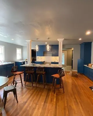 Eagle Remodeling Logo