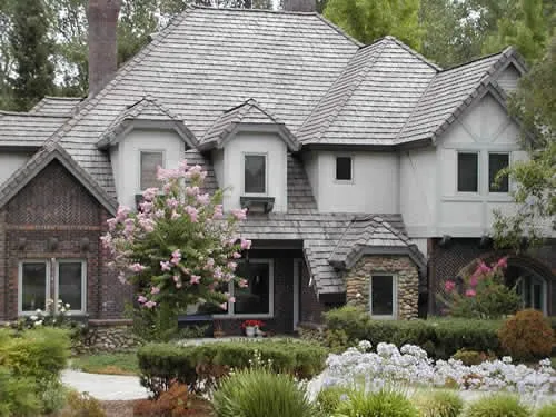 Slide of Eagle Ridge Construction & Roofing