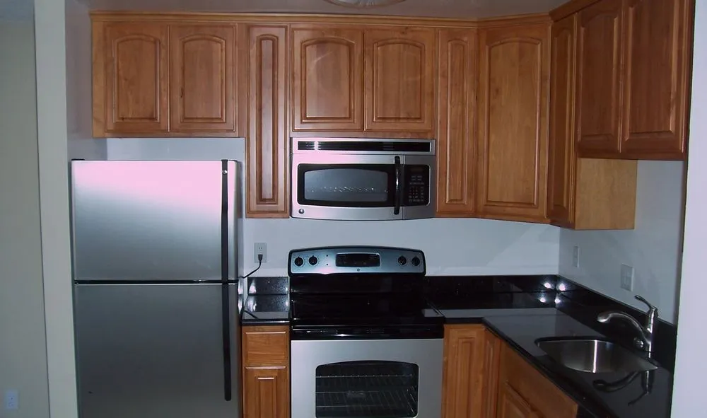 Slide of Eagle Ridge Construction & Roofing