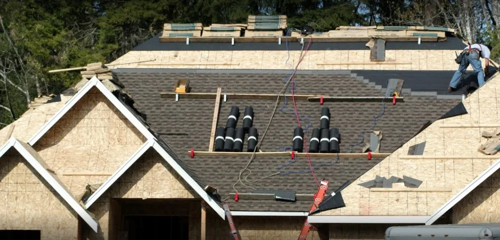 Slide of Eagle Rivet Roof Service