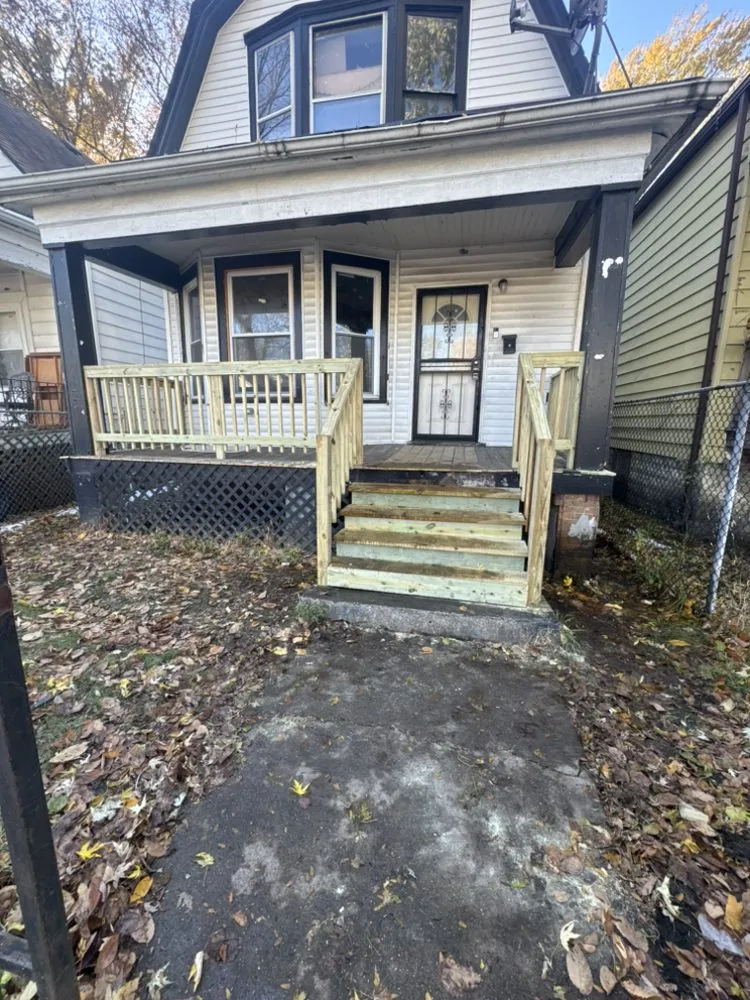 Slide of Eagle Roofing & Masonry