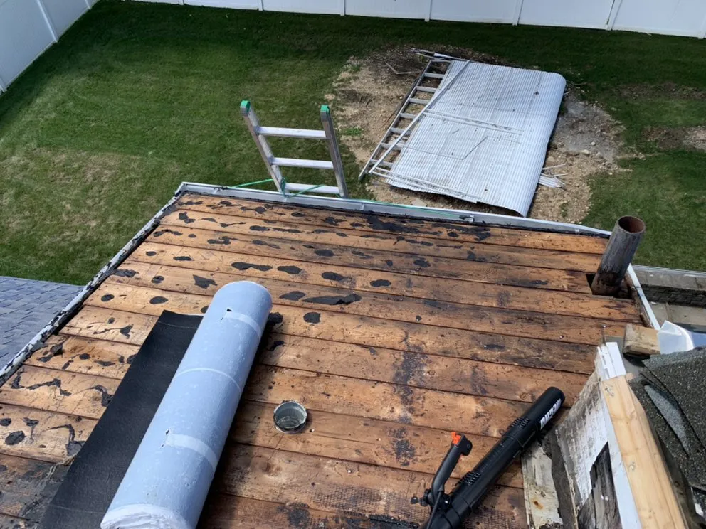 Slide of Eagle Roofing and Gutters