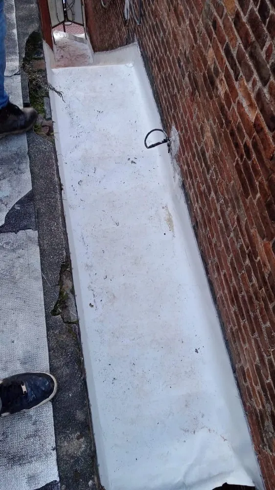 Slide of Eagle Roofing Contruction