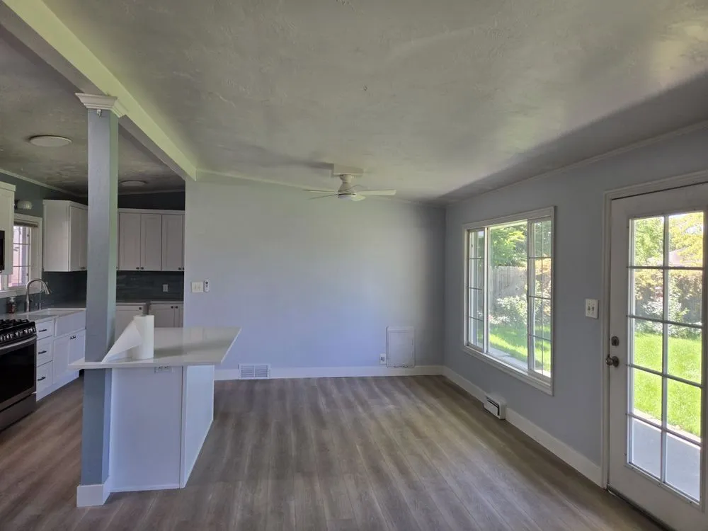 Slide of EagleRidge Roofing and Construction