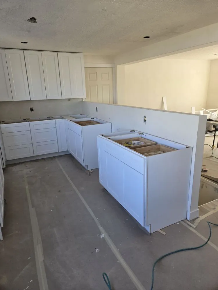 Slide of EagleRidge Roofing and Construction