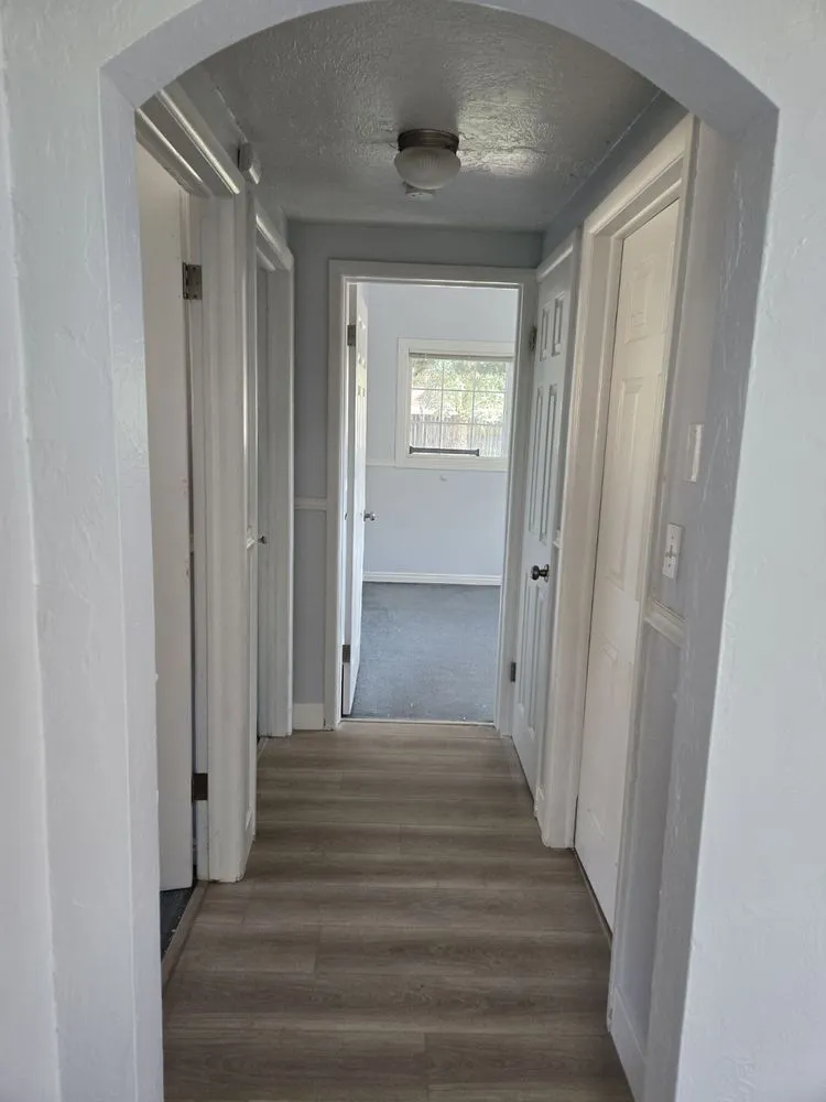 Slide of EagleRidge Roofing and Construction