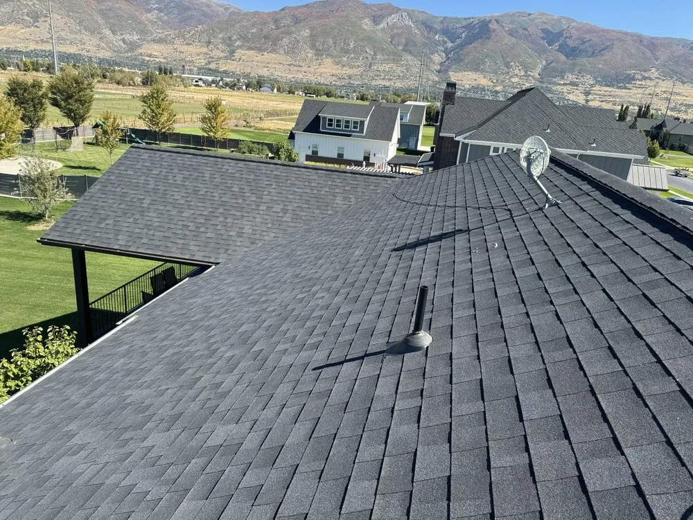 Slide of EagleRidge Roofing and Construction