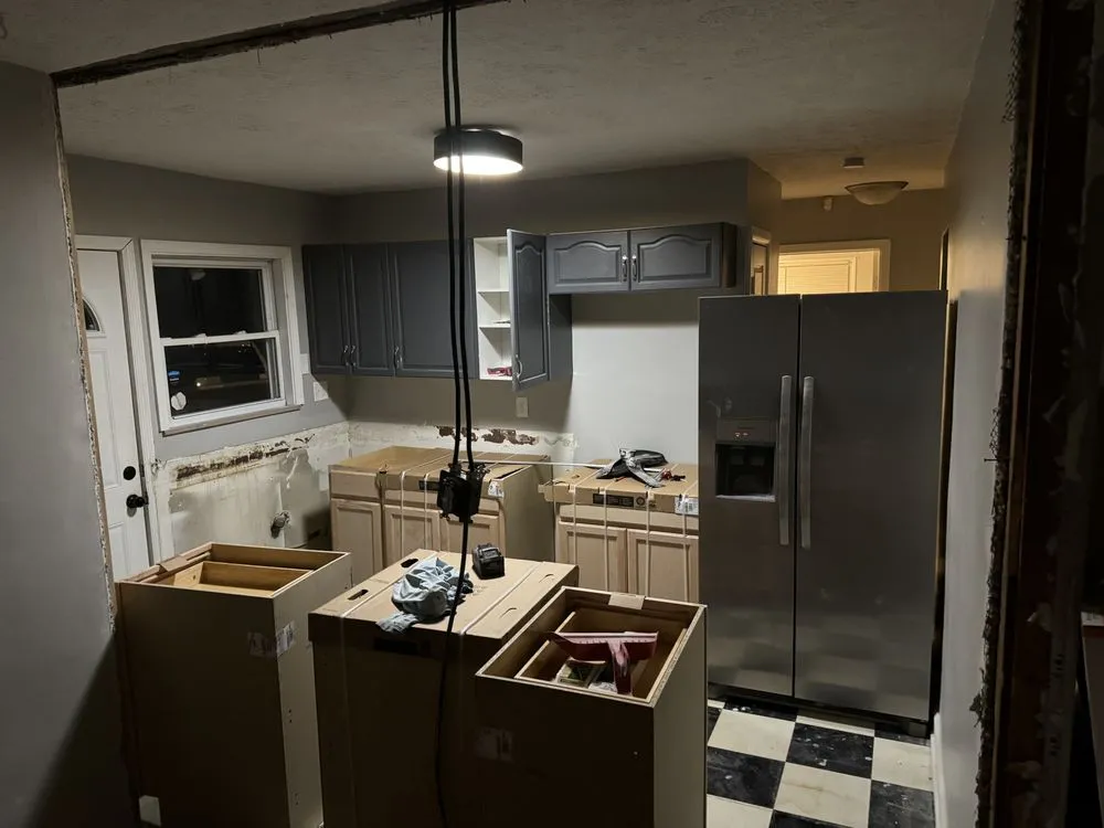 Slide of EagleRidge Roofing and Construction