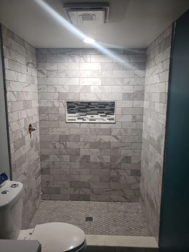 Slide of E.A.Hollingsworth Construction