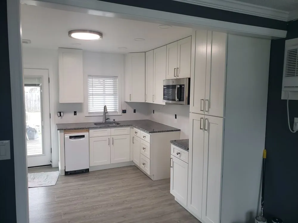 Slide of E.A.Hollingsworth Construction