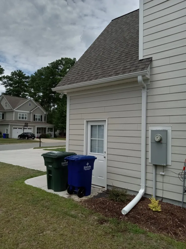 Slide of Earnest Handyman Service