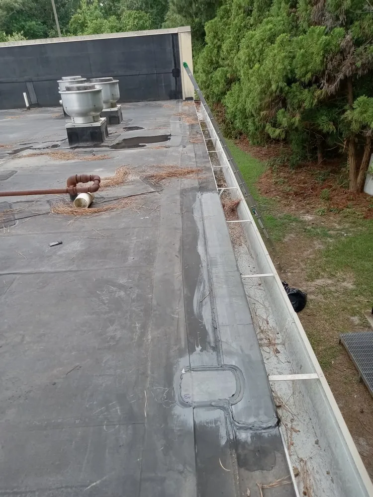 Slide of Earnest Handyman Service