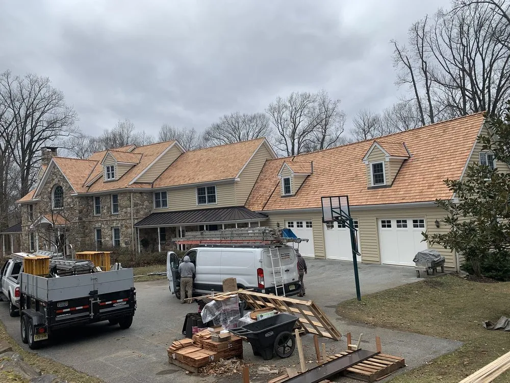 Slide of EarthRise Roofing and Siding