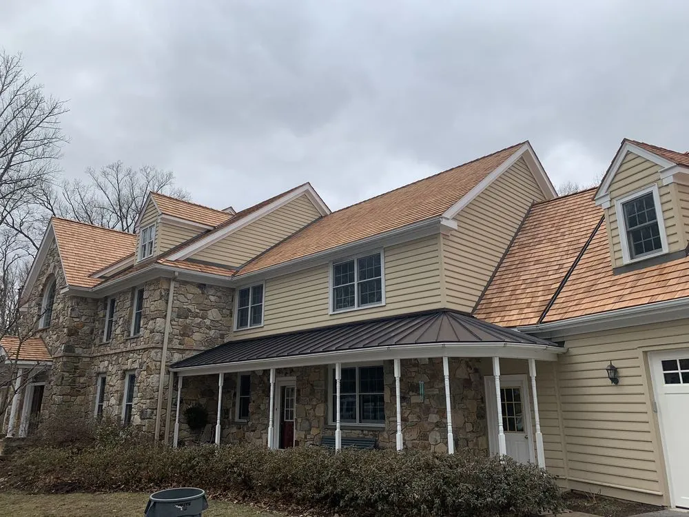 Slide of EarthRise Roofing and Siding