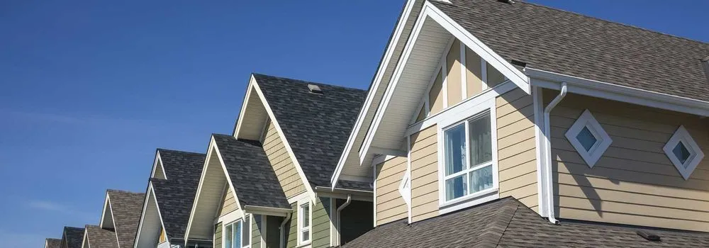 Slide of Eason Roofing