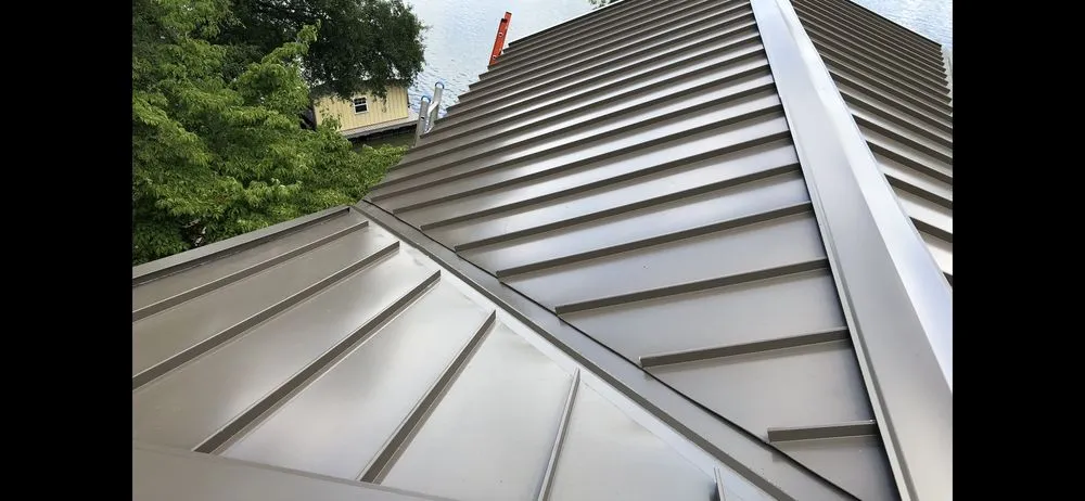 Slide of Eason Roofing