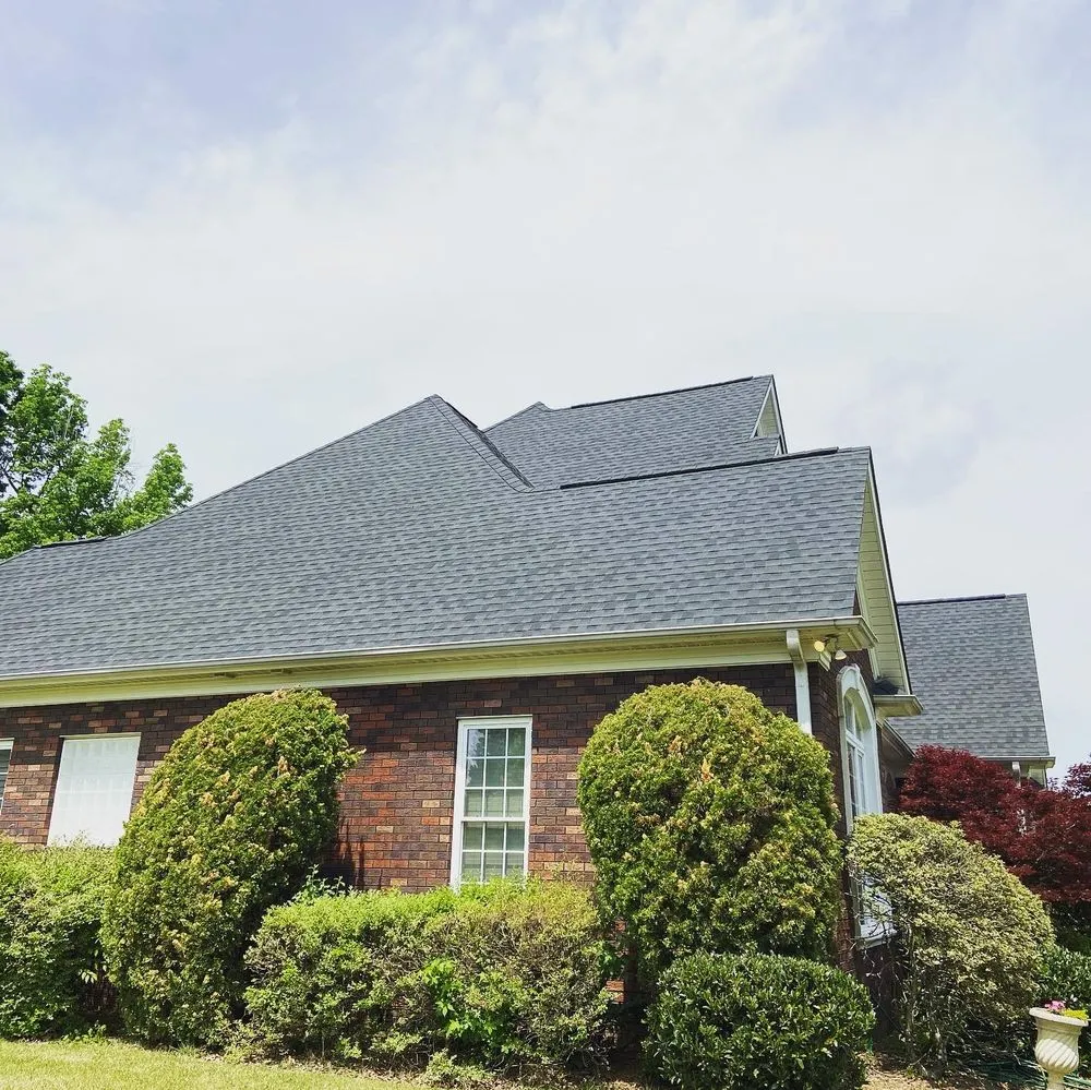 Slide of Eason Roofing