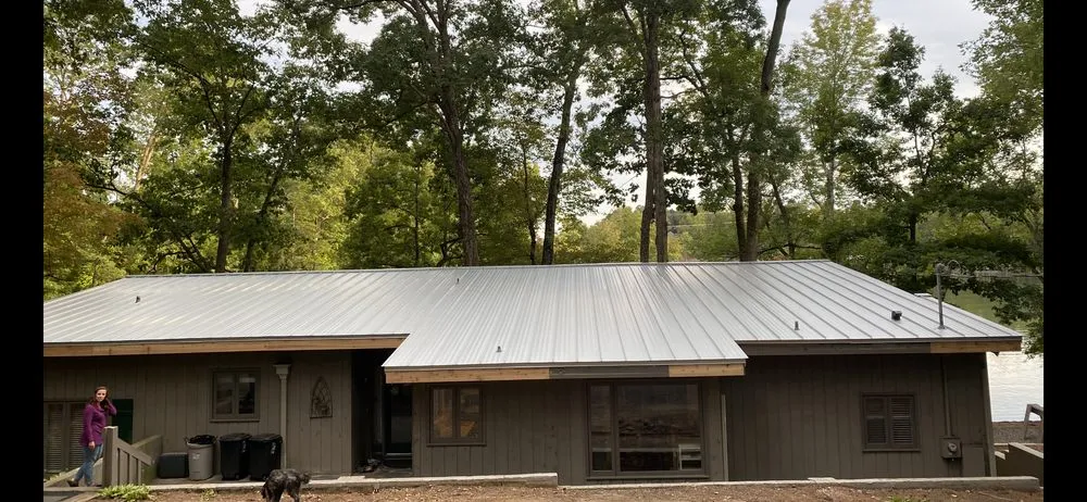 Slide of Eason Roofing