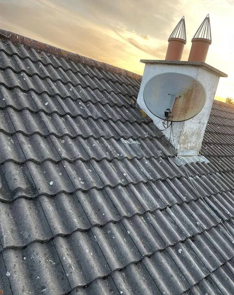 Slide of East Falls Roofing