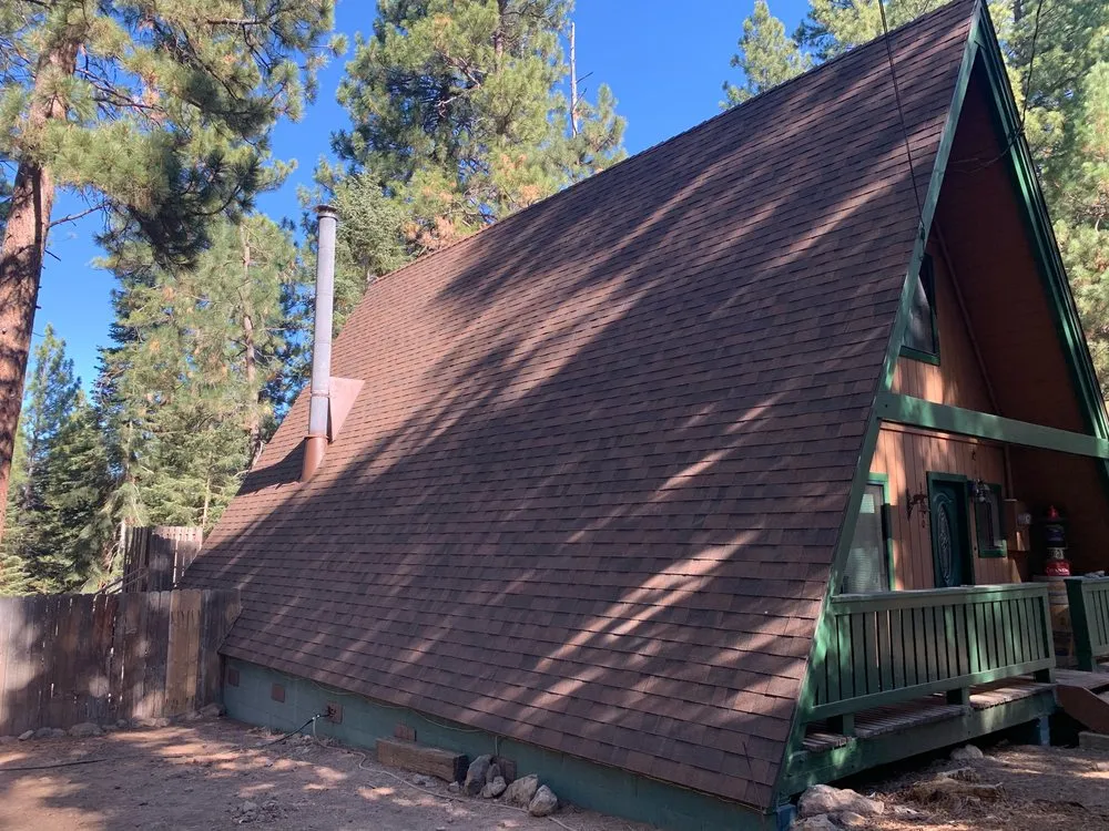 Slide of East Fork Roofing