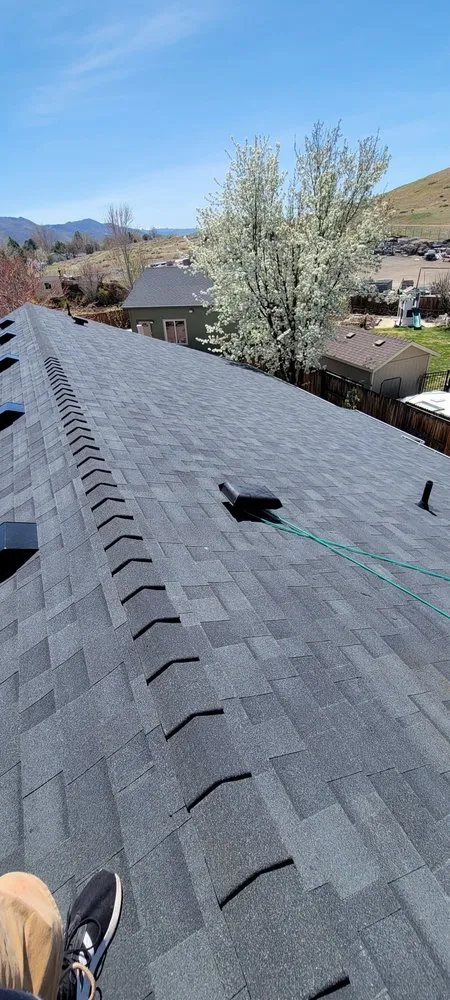 Slide of East Fork Roofing