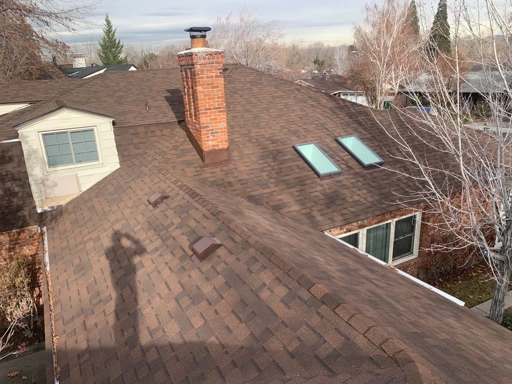 Slide of East Fork Roofing