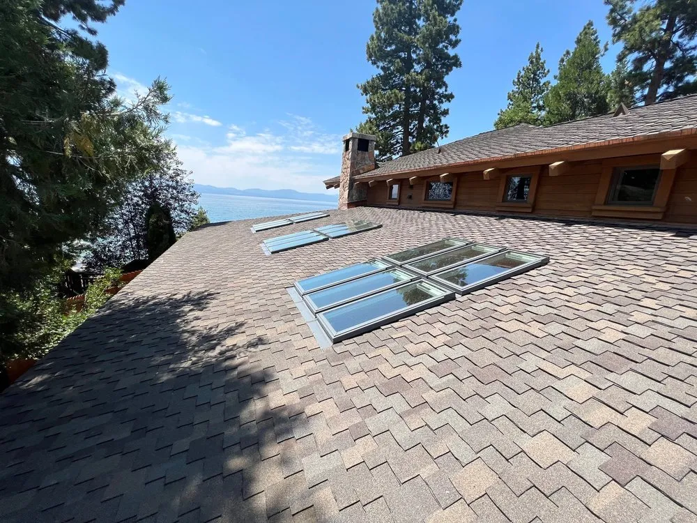 Slide of East Fork Roofing