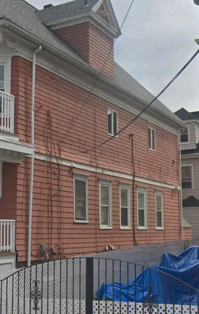 Slide of East Lynn Construction