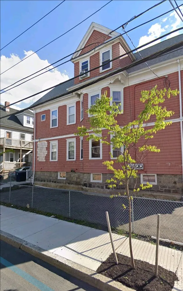 Slide of East Lynn Construction