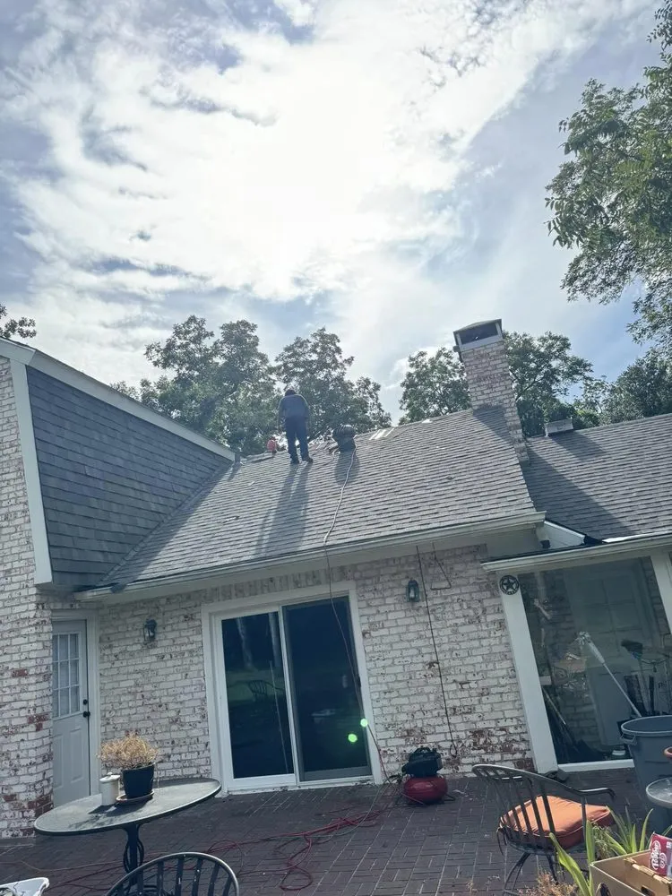 Slide of East Texas Roofing