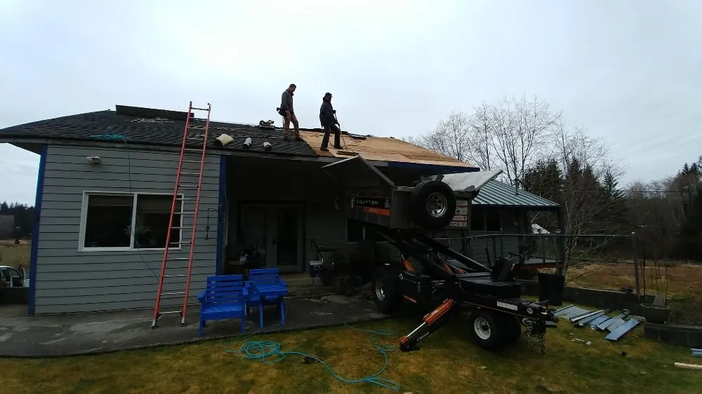 Slide of Easter Roofing & Construction