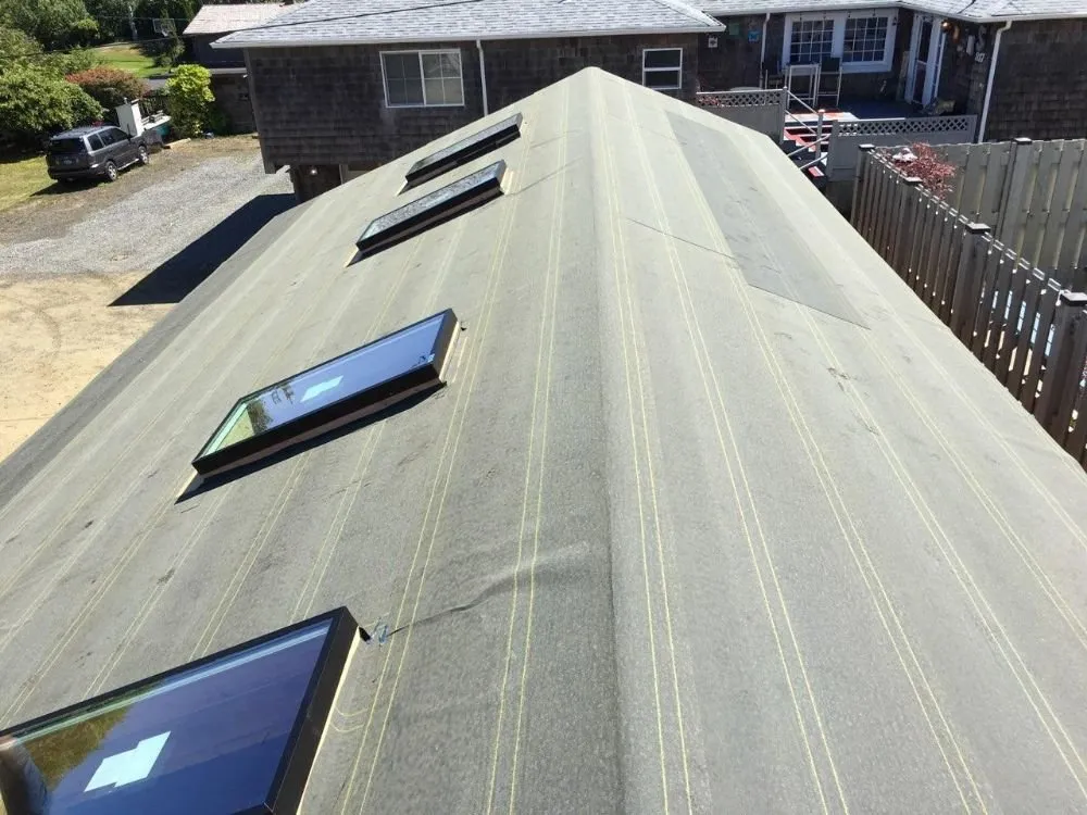 Slide of Easter Roofing & Construction