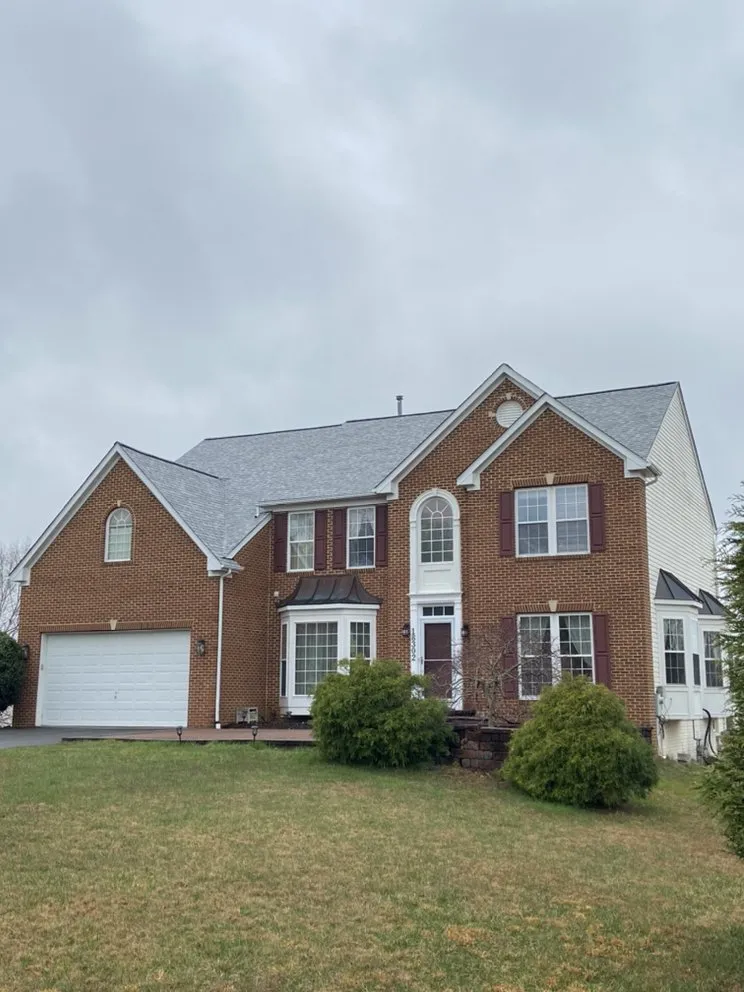Top-rated residential roofing service experts serving Ijamsville, MD - Eastern Exteriors