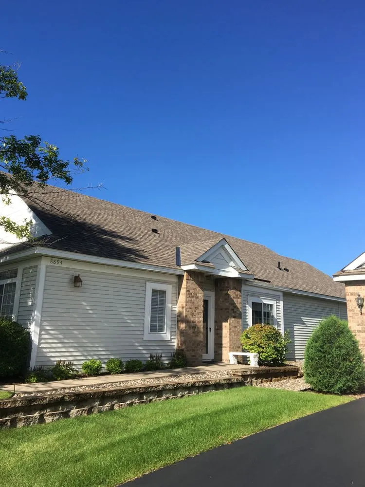 Slide of Eastern Roofing and Siding