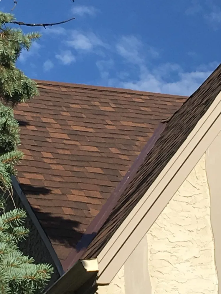 Slide of Eastern Roofing and Siding