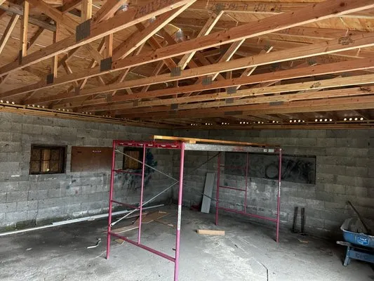 Eastman Built Construction Logo