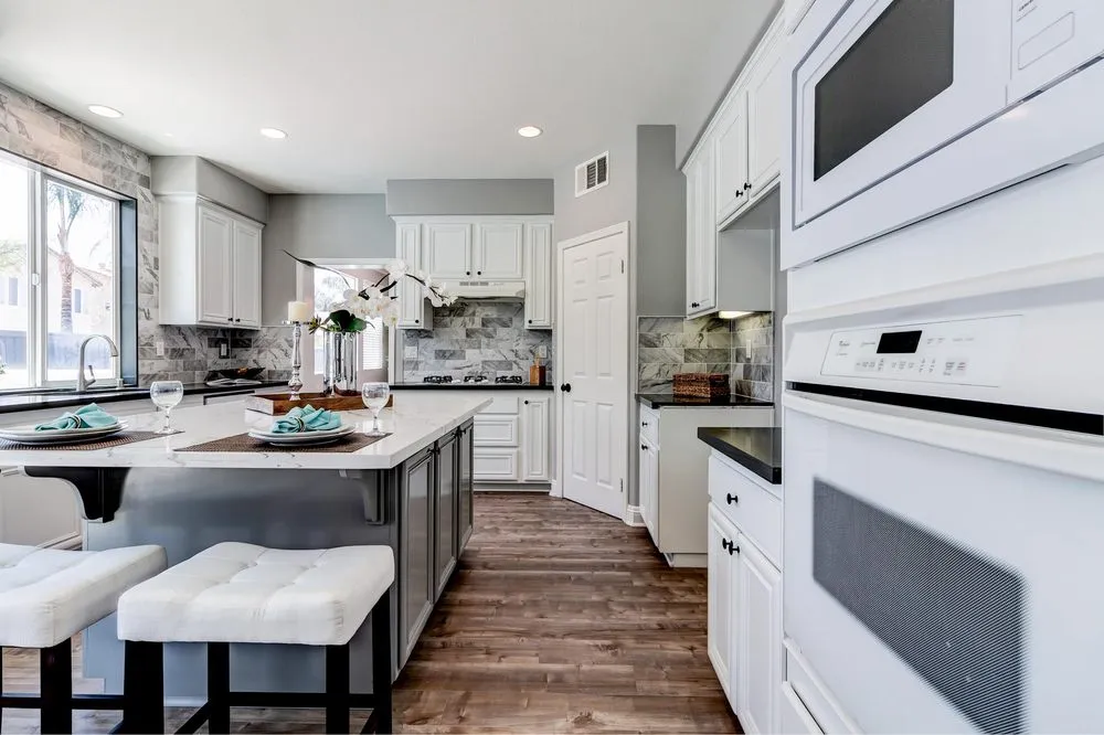 Slide of Eastvale Paint and Home Restoration