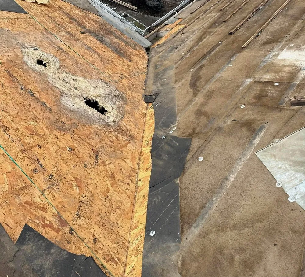 Slide of Eastvale Roof Repair