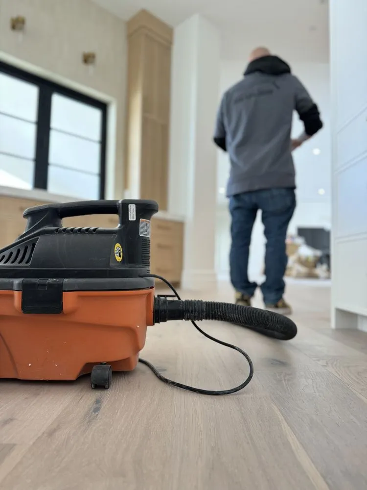 Slide of Easy Button Contracting