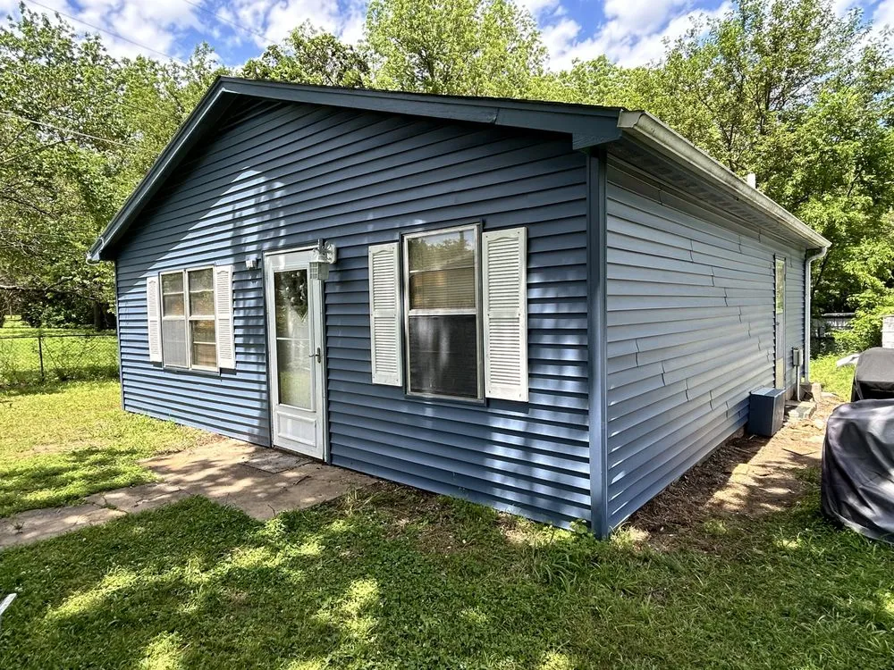 Slide of Easy Contractors