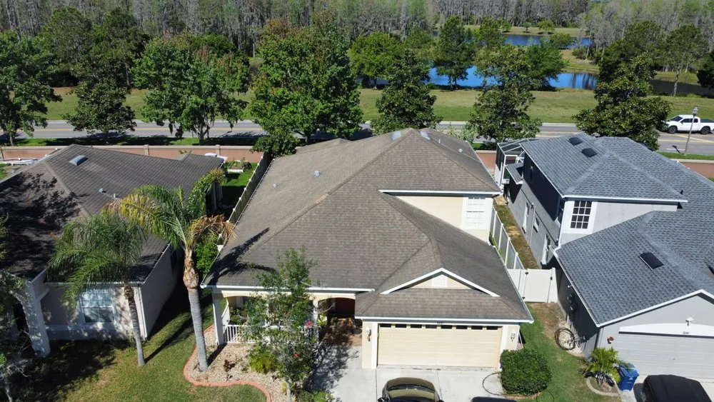 Emergency roof leak repair in Land O' Lakes, FL by Easy Roofing