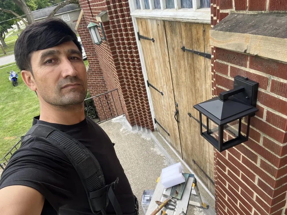 Slide of E.B Construction & Design